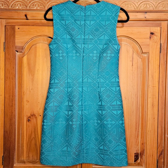 Cynthia Steffe Teal Geometric Sheath Dress With Embroidered Overlay Size‎ 2 - Picture 2 of 9